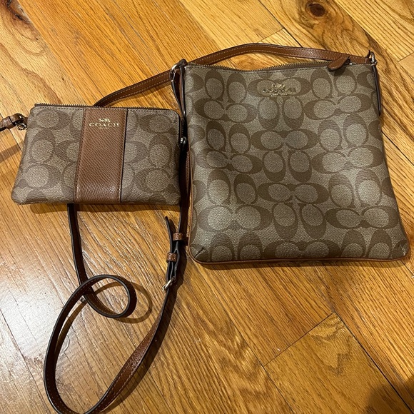 Used - Good Condition - Coach Satchel & Matching wristlet- package sale - Picture 1 of 4